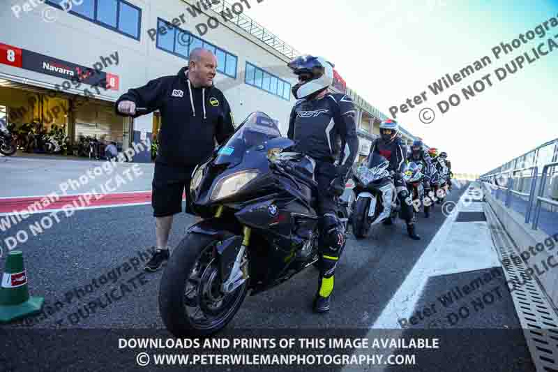cadwell no limits trackday;cadwell park;cadwell park photographs;cadwell trackday photographs;enduro digital images;event digital images;eventdigitalimages;navarra;no limits trackdays;peter wileman photography;racing digital images;trackday digital images;trackday photos